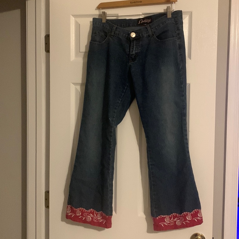 Denim capri size 9 with ankle detailing